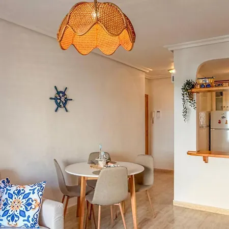 Pink Buganvilla Апартаменти Торрев'єха