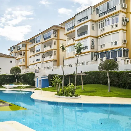 Pink Buganvilla Апартаменти